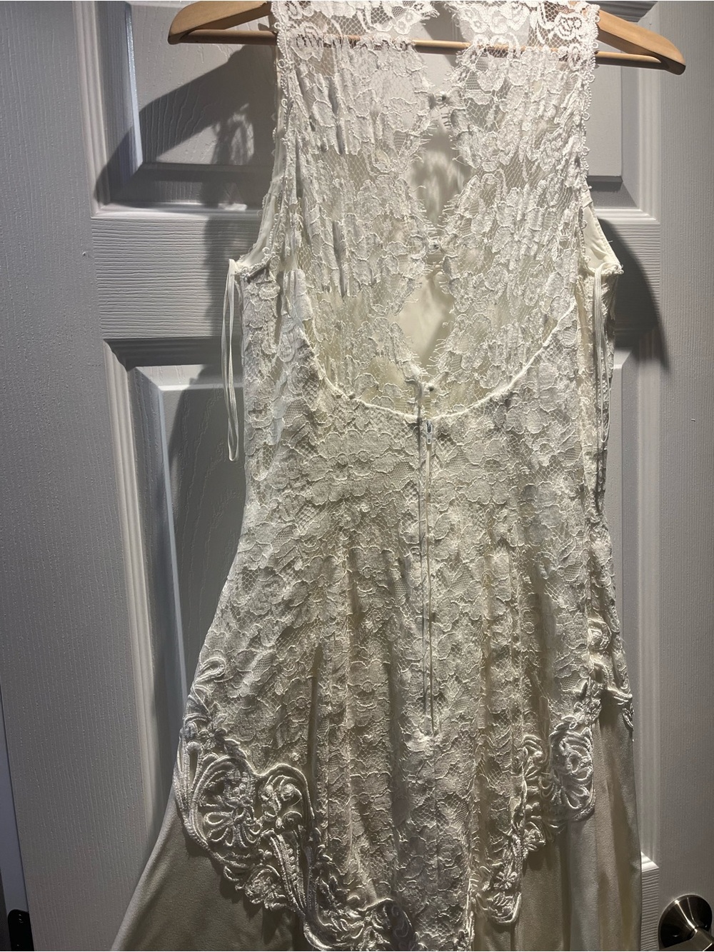 Ivory Lace Wedding Dress